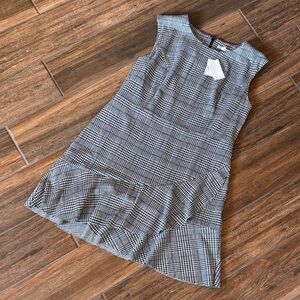 NWT Women’s Houndstooth Flounce Dress